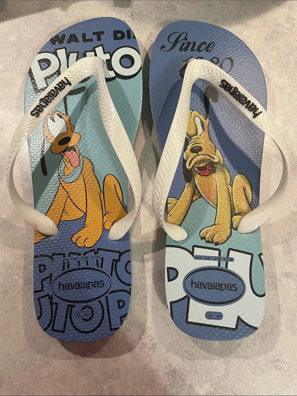 Havaianas Pluto Graphic Flip Flops - Light Blue, Yellow & White